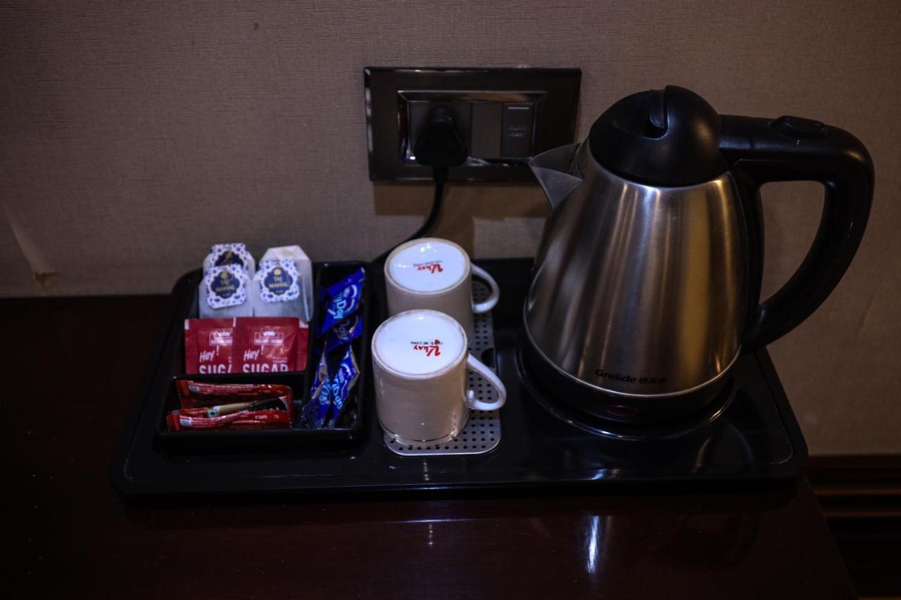 Hotel Atithi, Aurangabad Екстериор снимка